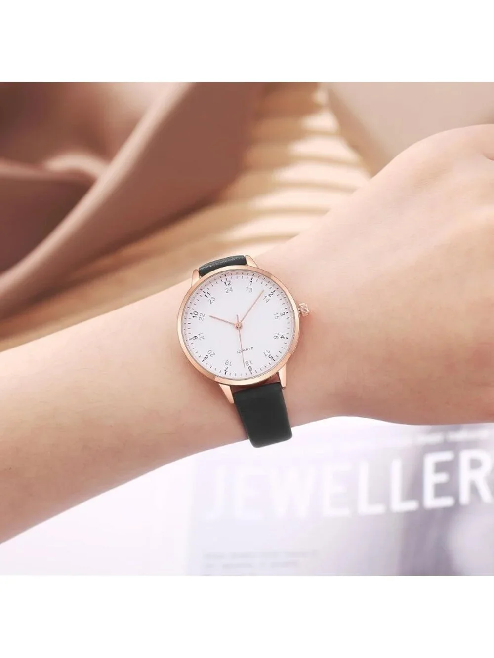 Women's Black And White Analog Case Quartz Leather Mesh Strap Round Wrist Watch